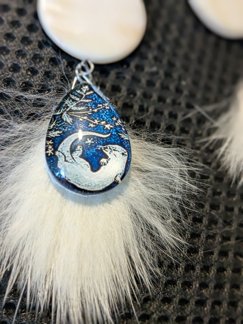 Indigenous White Fur Earrings With Otter Art & Mother-of-Pearl Discs - Picture 4 of 4